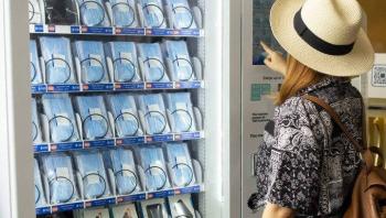 CDMX: Ya hay máquinas expendedoras de cubrebocas