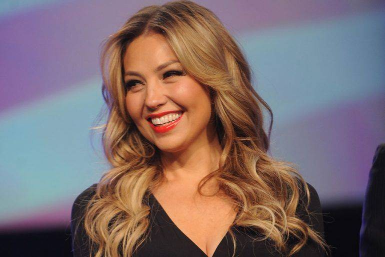 Thal&iacute;a se caracteriza de Marilyn Monroe