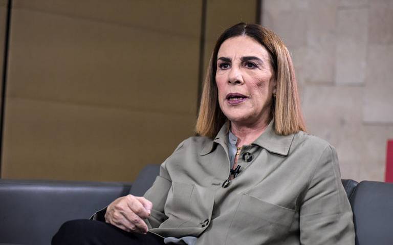 Grupo Salinas provocó la muerte de sus empleados por Covid-19: Sabina Berman