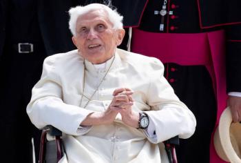 Papa em&eacute;rito Benedicto XVI estar&iacute;a gravemente enfermo