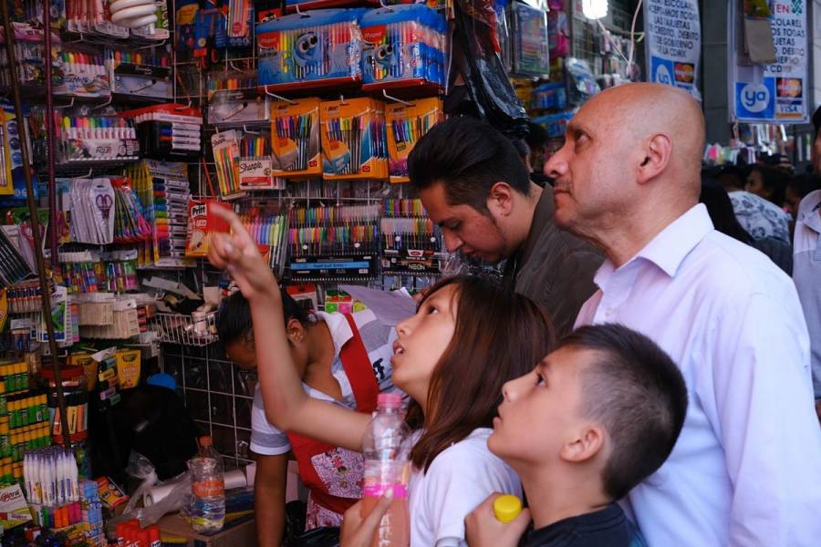 Este martes reabren papeler&iacute;as y comercios de &uacute;tiles escolares