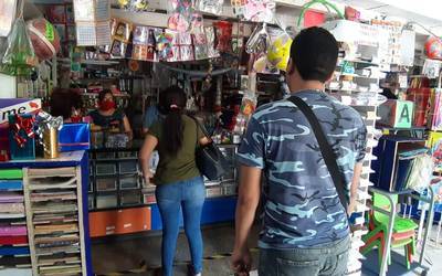 Reabren m&aacute;s de 120 mil papeler&iacute;as