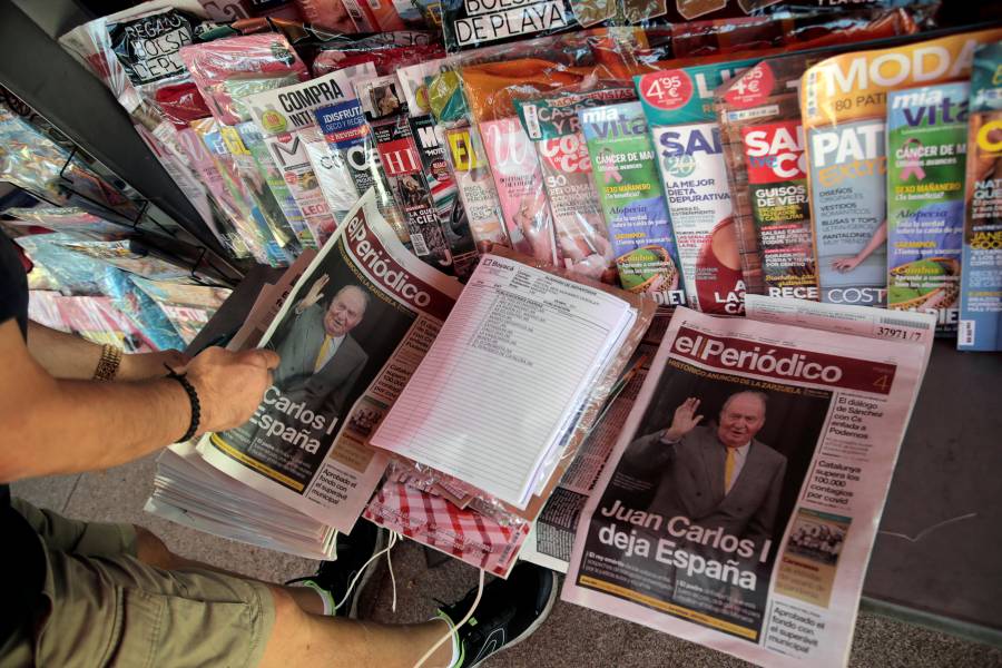 Huida de Juan Carlos I  divide a los espa&ntilde;oles