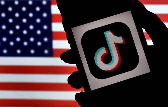 Donal Trump emite orden para evitar transacción con ByteDance en TikTok