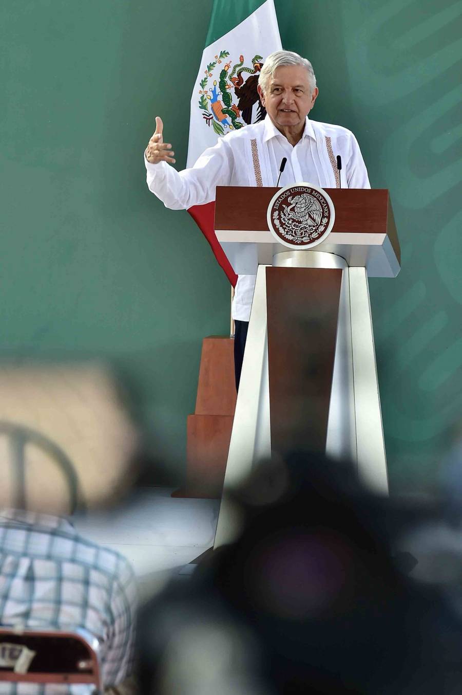 AMLO CELEBRA FIN DE OPACIDAD EN CAMPA&Ntilde;AS