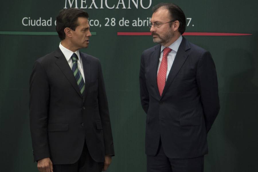 Lozoya señala a EPN y Videgaray de sobornar a legisladores
