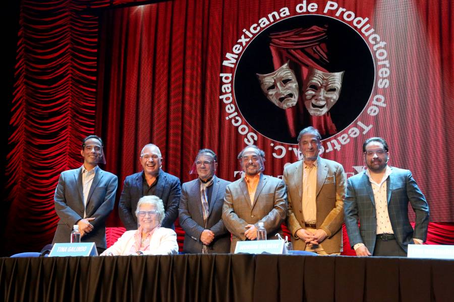 Empujan teatreros decisi&oacute;n libre para su regreso