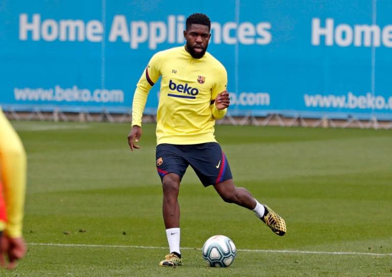 Samuel Umtiti da positivo por COVID-19; no viajó a Lisboa con el Barca