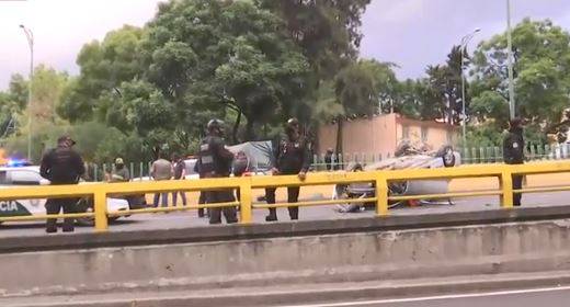 Volcadura en Marina Nacional deja un muerto y una persona herida