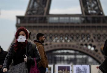 Superan los 3 mil contagios diarios por Covid-19 en Francia