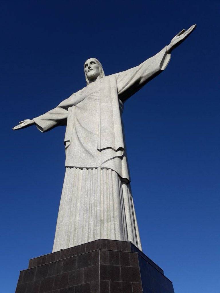 Cristo Redentor reabre sus puertas en Río de Janeiro