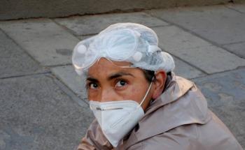 Bolivia supera los 100 mil casos de COVID-19 y espera su punto m&aacute;ximo en septiembre