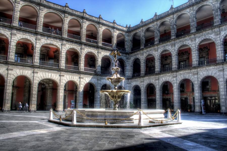 Informe presidencial será en patio central de Palacio Nacional