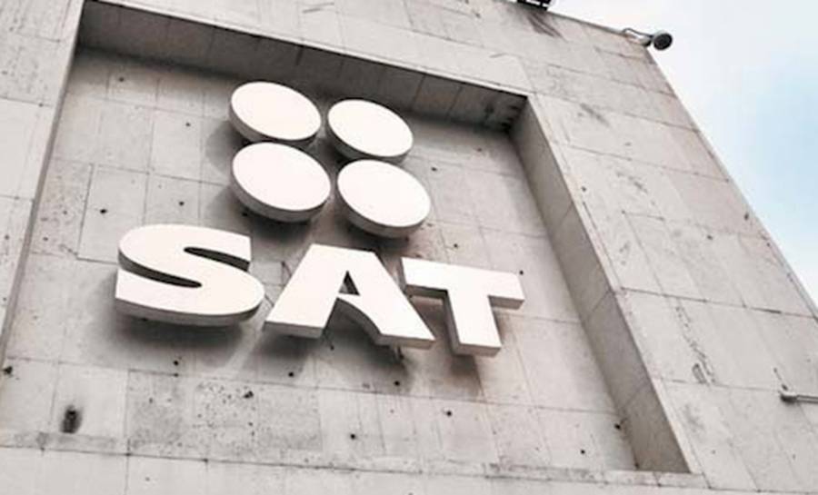 Investigarán por nepotismo a administradora de SAT