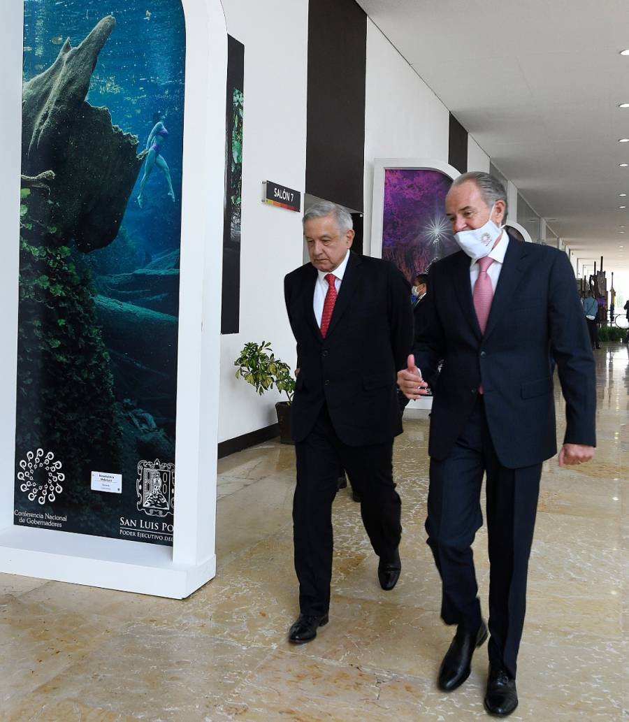 AMLO LLEGA A REUNIÓN CON GOBERNADORES