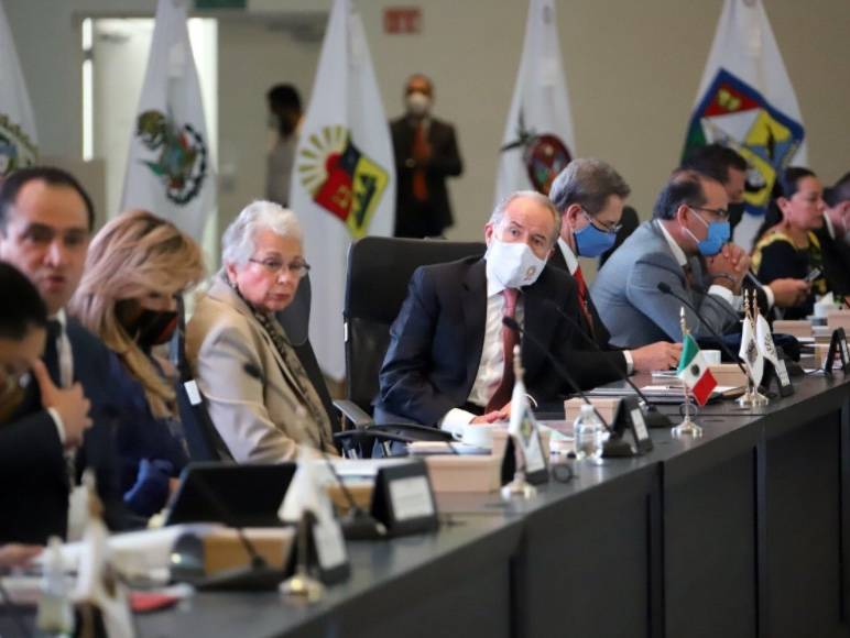 Segob llama a gobernadores hacer un frente común por México