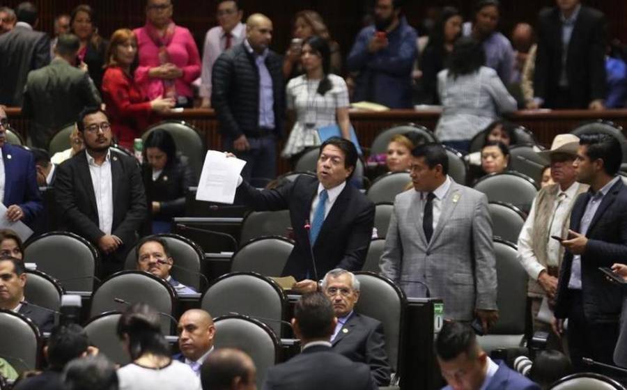 ENCUESTA ABIERTA PARA RENOVAR DIRIGENCIA DE MORENA, PIDEN 143 DIPUTADOS FEDERALES
