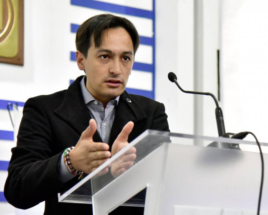 Urge PAN replantear estrategia en CDMX tras reporte de 10 mil muertes por Covid-19
