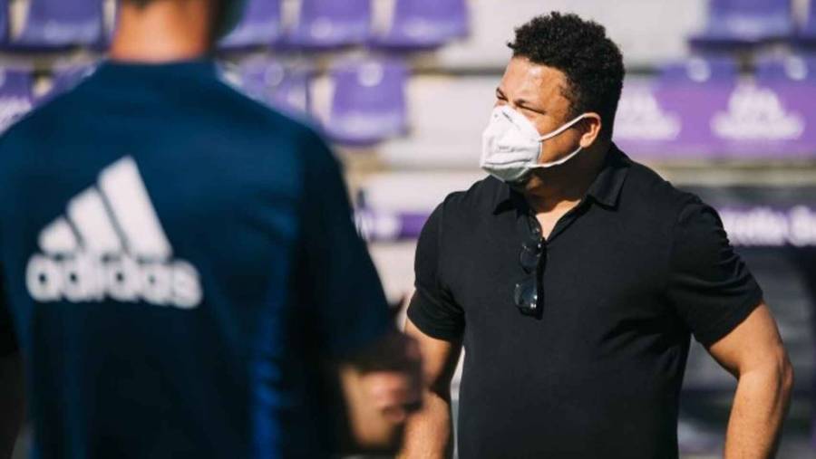 Tras estar en contacto con un positivo de Covid-19, Ronaldo Nazario se mantiene en aislamiento