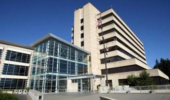 Reportan brote de Covid-19 entre personal de un hospital de Washington