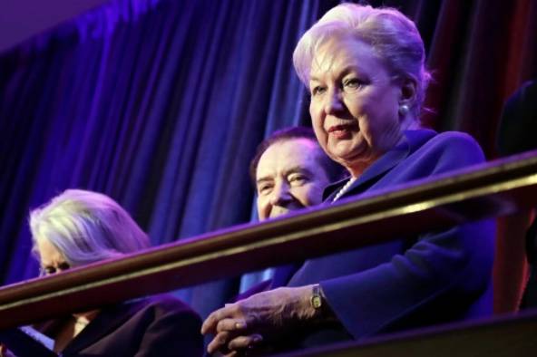 Hermana de Trump lo llama “cruel” y “mentiroso”