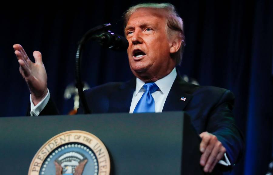 Trump asegura que los demócratas solo ganarían elección haciendo “trampa”