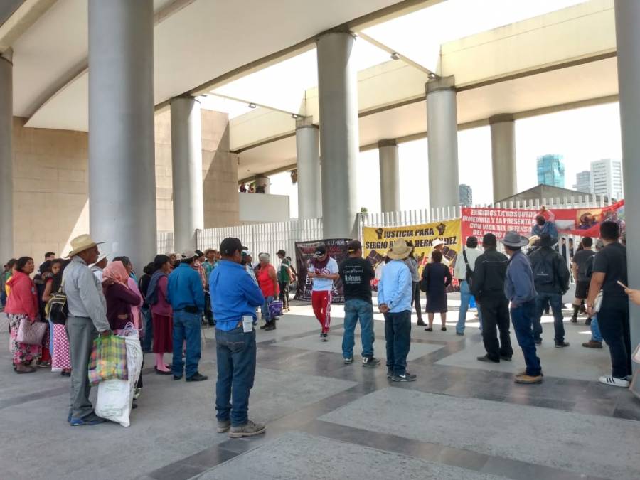 A dos años de la desaparición de Rivera Hernández exigen justicia afuera de la Fiscalía