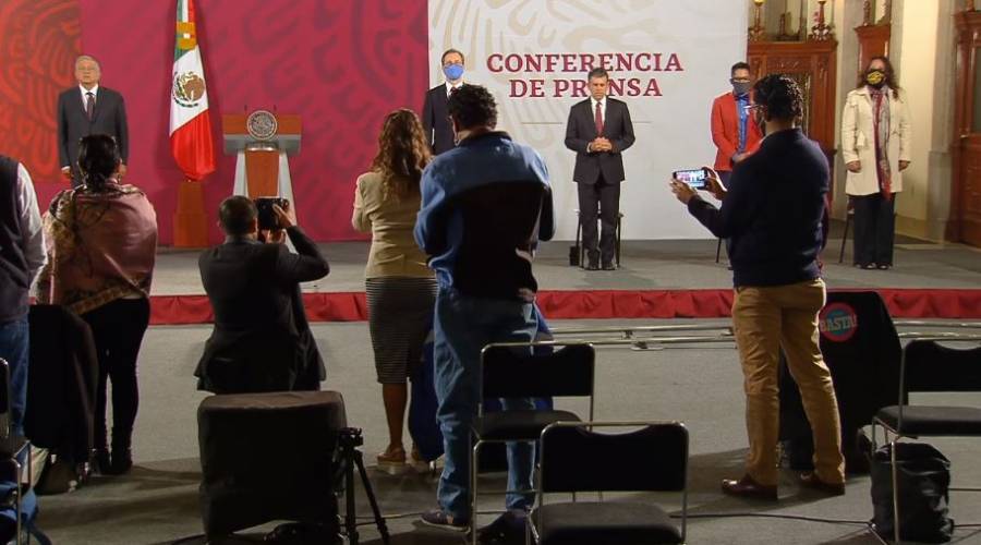 Guardan minuto de silencio en ceremonia de apertura de Ciclo Escolar 2020-2021 en mañanera