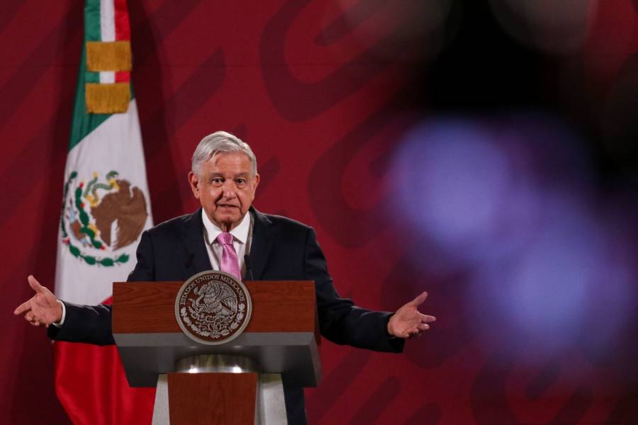 AMLO cuestiona si es justo los sueldos que tienen algunos deportistas