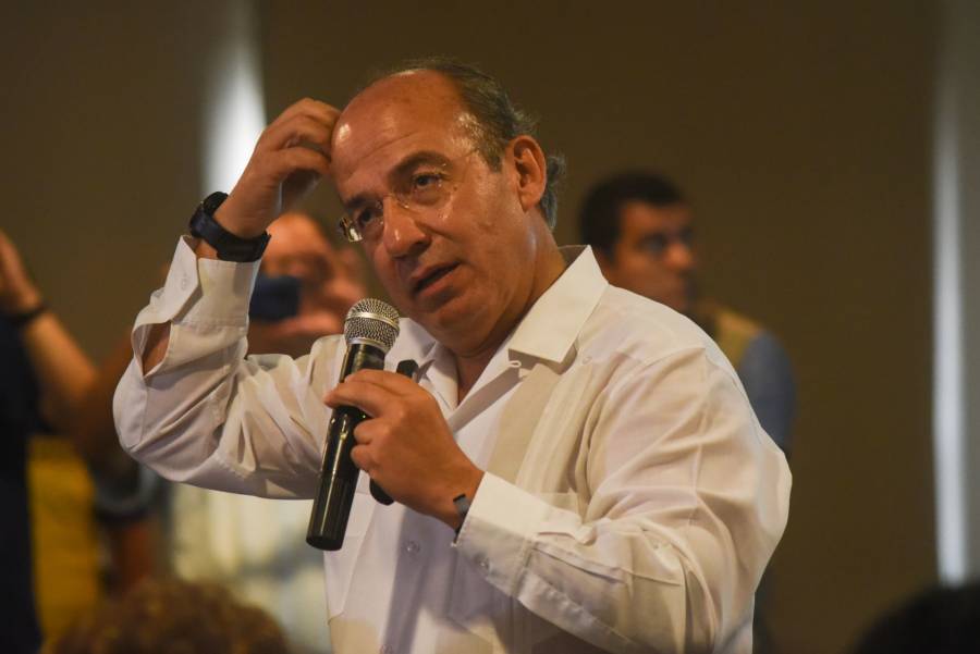 Felipe Calderón responde a Sheinbaum, que lo llamó ignorante
