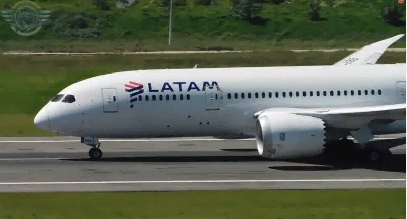 Colombia anuncia reapertura de  vuelos internacionales; será por fases