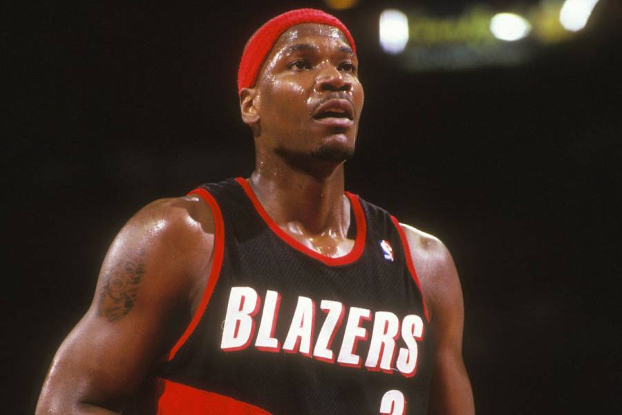 Muere Cliff Robinson, histórico jugador de los Blazers