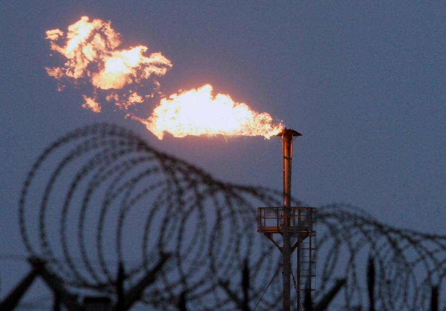 Huracán Laura continúa frenando producción petrolera de EEUU