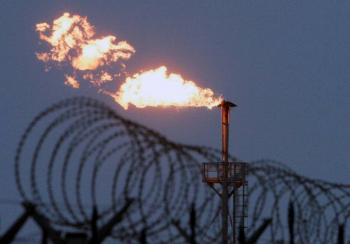 Hurac&aacute;n Laura contin&uacute;a frenando producci&oacute;n petrolera de EEUU