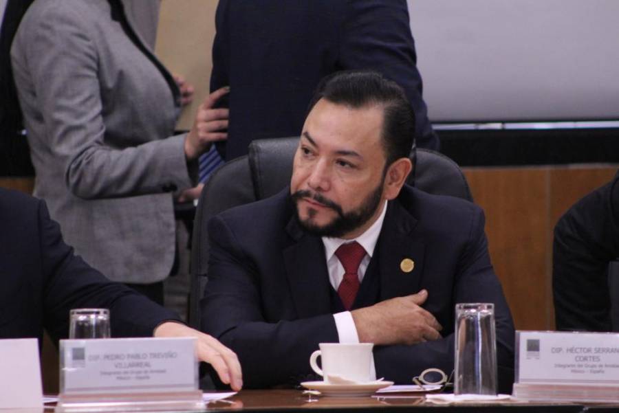 Mi incorporaci&oacute;n al PT, congruente con mi ideolog&iacute;a de izquierda: H&eacute;ctor Serrano