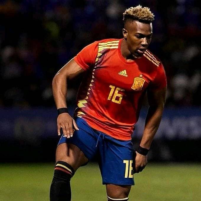 Adama Traoré con covid-19; no irá a la selección española