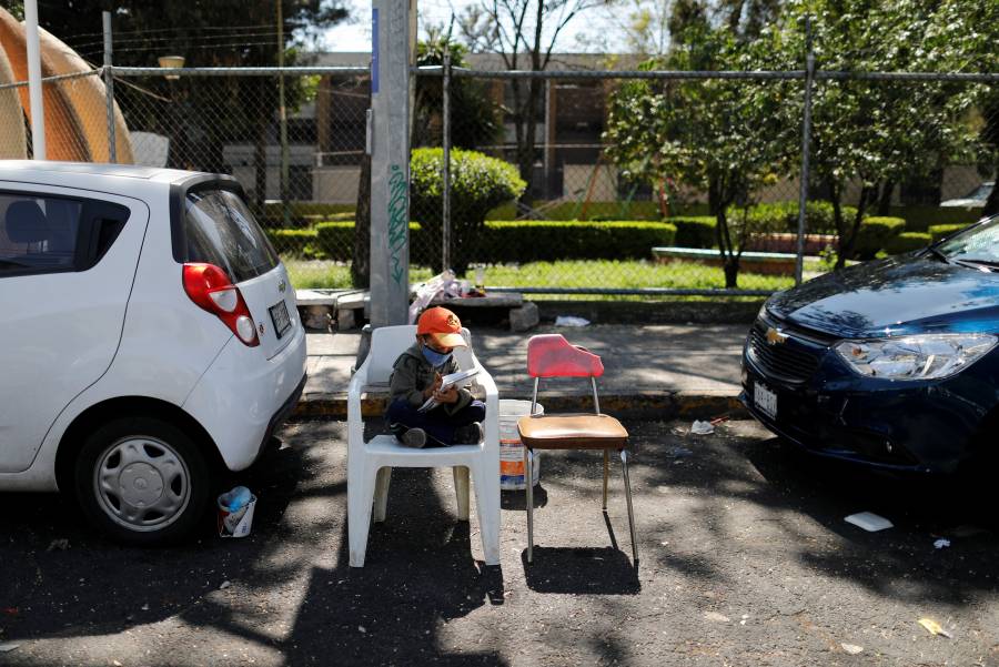 Más población ocupada: Inegi y Coneval