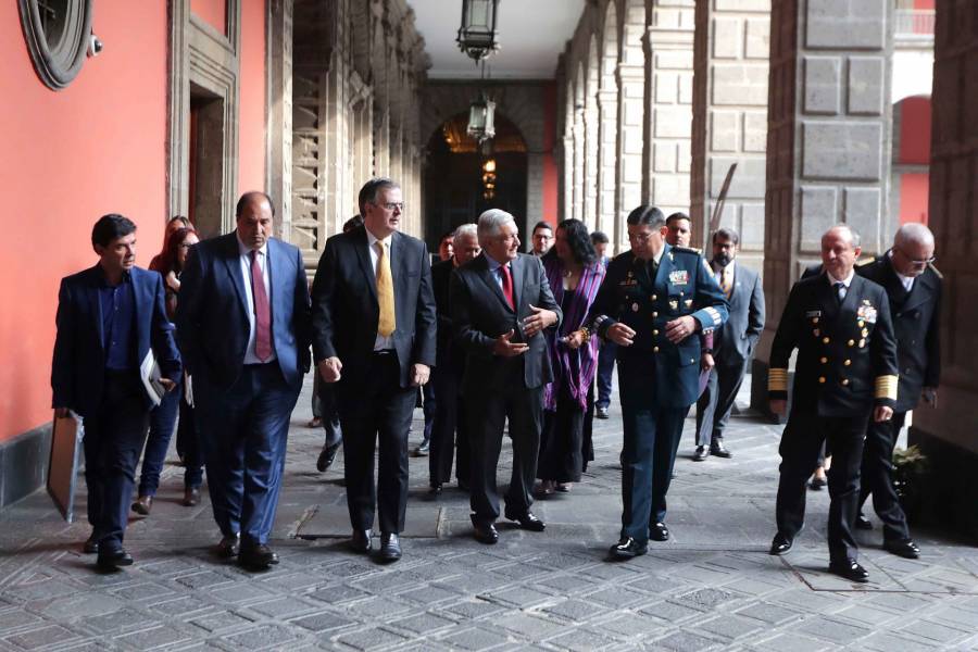 CONFIRMA AMLO RENUNCIA DE VÍCTOR TOLEDO