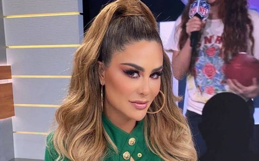 Ninel Conde presume vestido dorado en Instagram