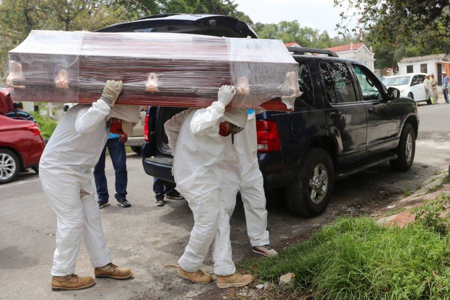 Cifra negra de muertes por Covid podría ser de 100 mil más