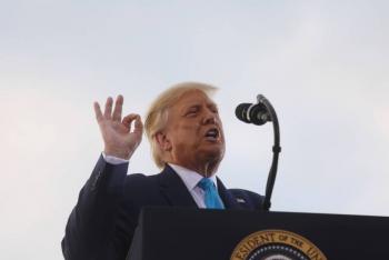 Trump llama a votar dos veces para  probar fraude del sistema electoral