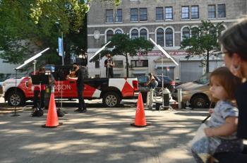 Filarm&oacute;nica de Nueva York toca en las calles para sobrevivir ante Covid-19