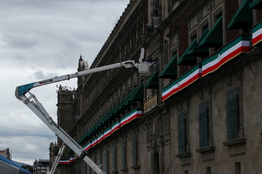 Pemex, menor recaudación y gasto pegan a las finanzas públicas: Ceesp