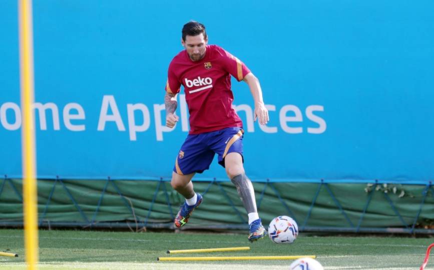 Messi regresa a los entrenamientos con el Barcelona