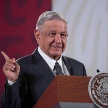 “Cr&iacute;ticas de Krauze y Aguilar Cam&iacute;n, porque ya no reciben millones”