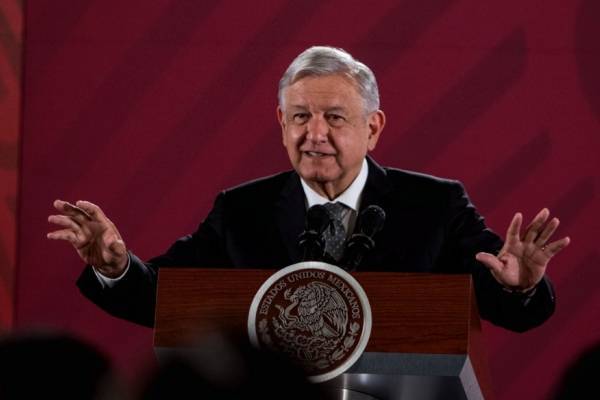 AMLO encenderá 