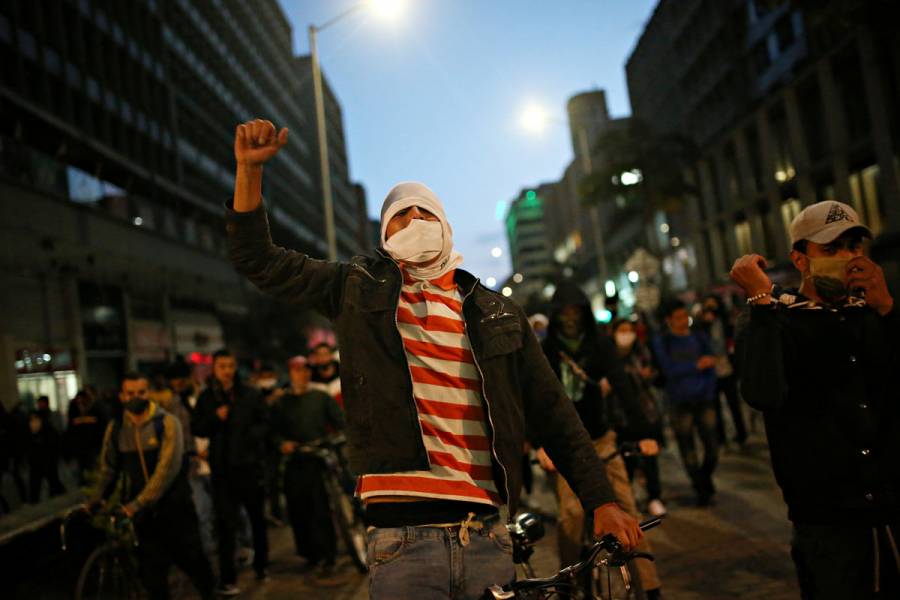Lo que hay que saber de las protestas contra la brutalidad policiaca en Colombia