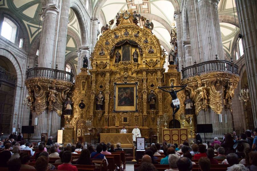 Ejército no tomó la Catedral, hubo falta de comunicación: Arzobispo