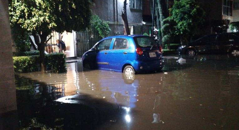 Lluvias en la CDMX dejan 470 viviendas afectadas y dos muertos