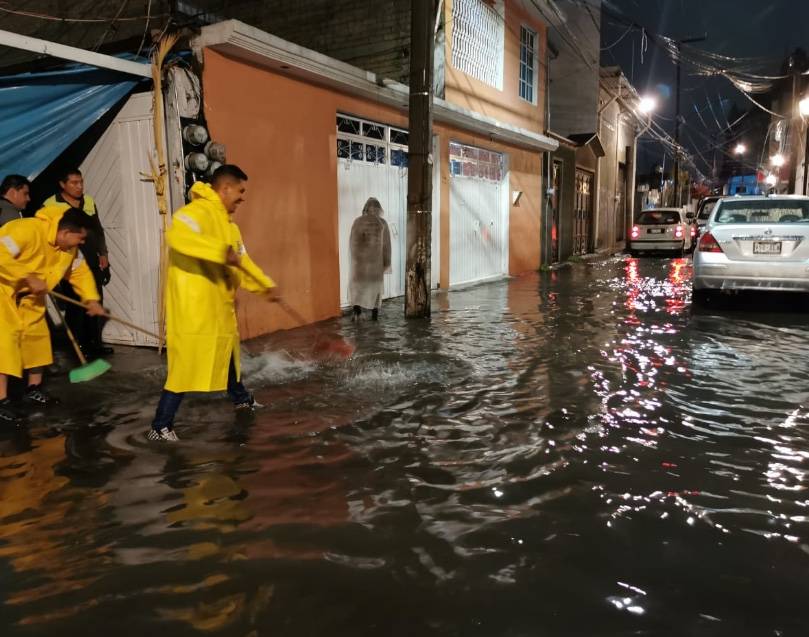 Al menos mil viviendas afectadas en Iztapalapa por lluvia